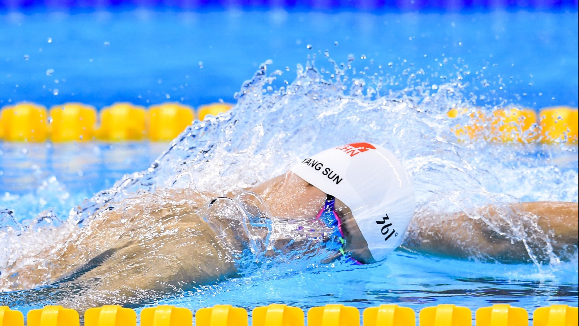 亚洲杯中国女足逆袭 球员表现惊艳全场，中国女足亚军成员